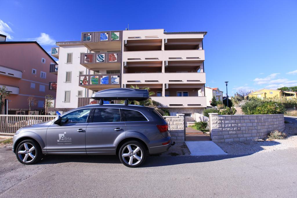 Apartments Miroslav Povljana Exterior photo